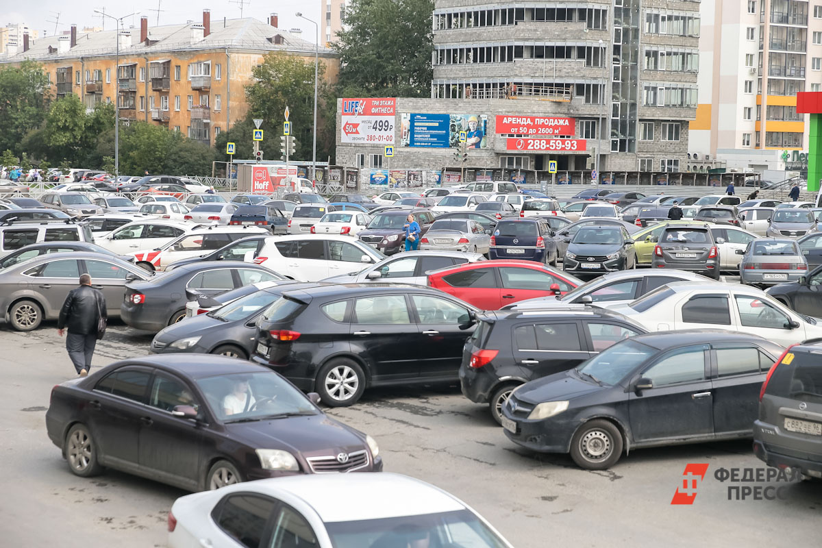 Даже ветераны дорог старше 20 лет находят своих покупателей.  Фото: Фото: ФедералПресс / Евгений Поторочин