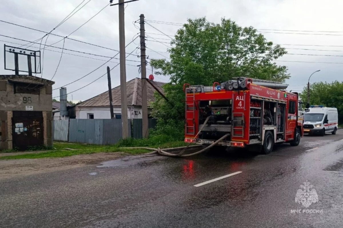    21-летний парень погиб при пожаре в частном доме в Челябинске