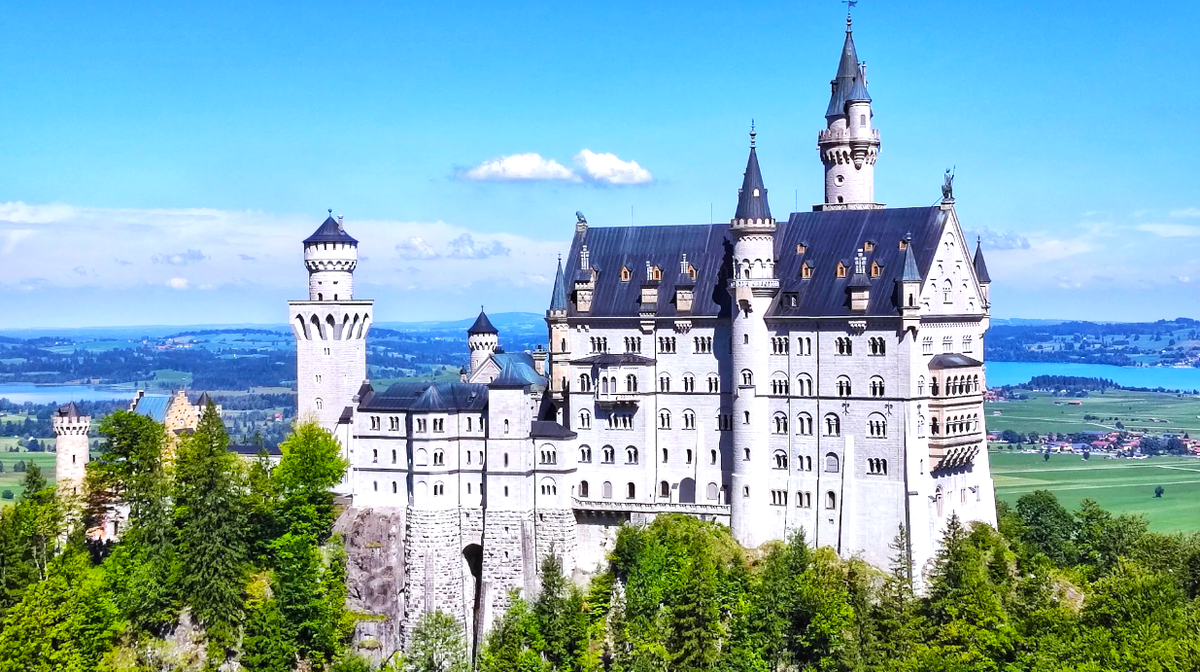 Замок Нойшванштайн
