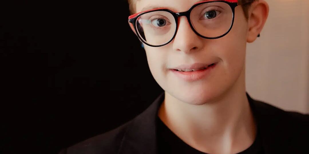 «Как мы сломали систему: почему логопеды не научили моего особого ребенка говорить, а методика Августовой — спасла его”