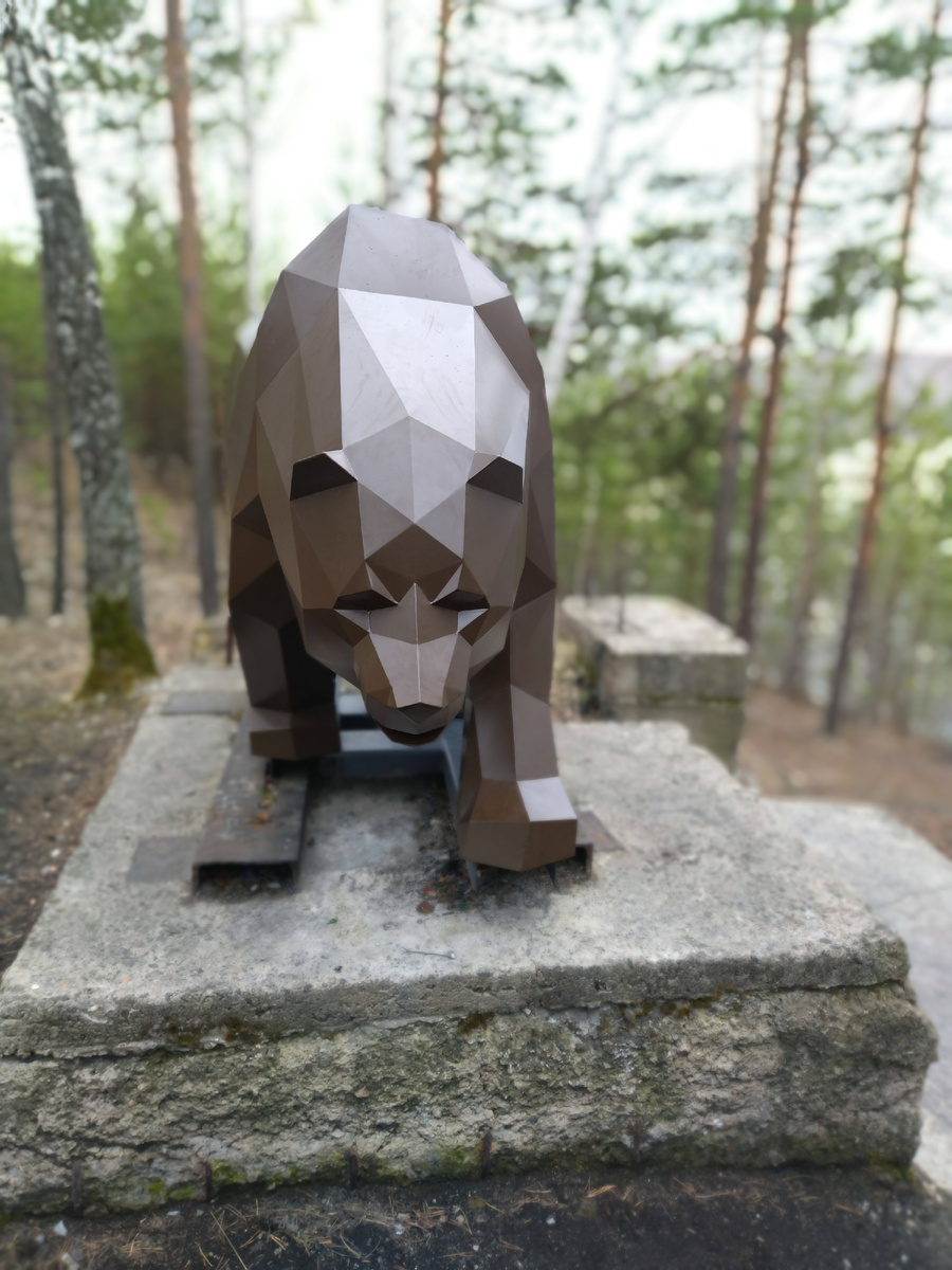 Скульптура Медведь