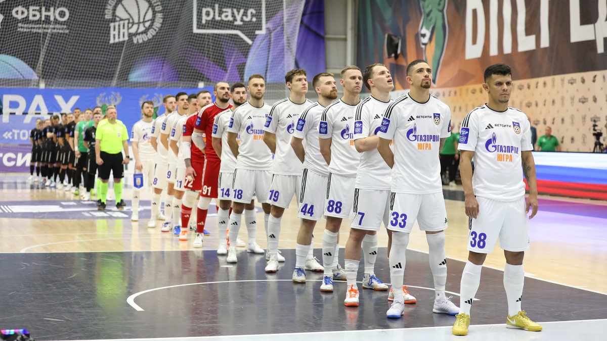    Футболисты «Газпром-Югры» вышли в полуфинал российской Суперлиги