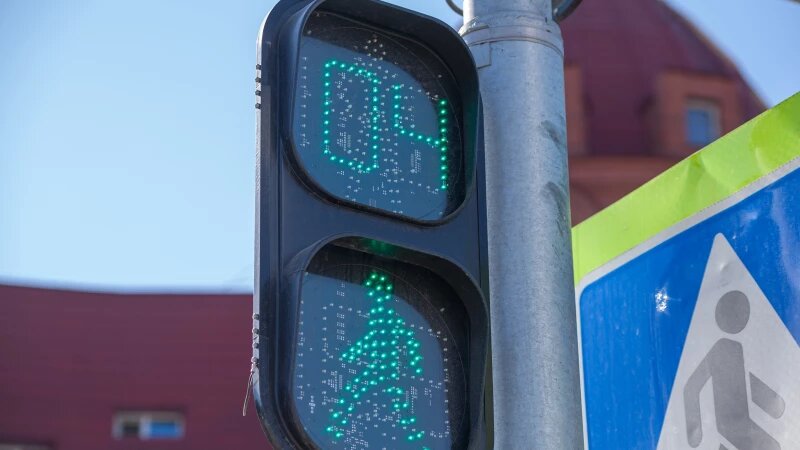     Барнаул, светофор. Дарья Беркетова