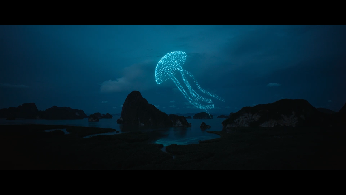 Кадр из фильма ON и Она (2025)