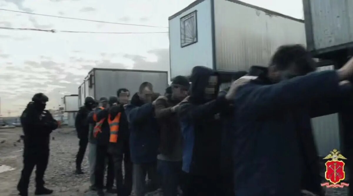    Фото: скриншот из видео пресс-служба ГУ МВД России по Петербургу и Ленобласти.