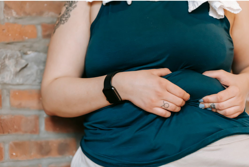 Ты питаешься правильно, пьёшь воду, можешь делать спорт, и вроде бы «всё как надо».
Но кожа остаётся вялой.
