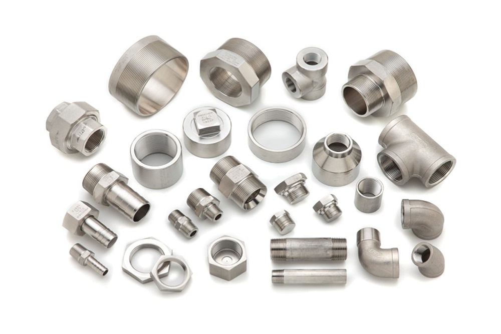 На фото никелированные фитинги