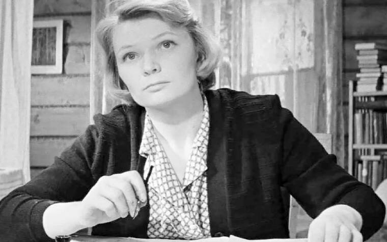 Кадр из фильма "Девчата"