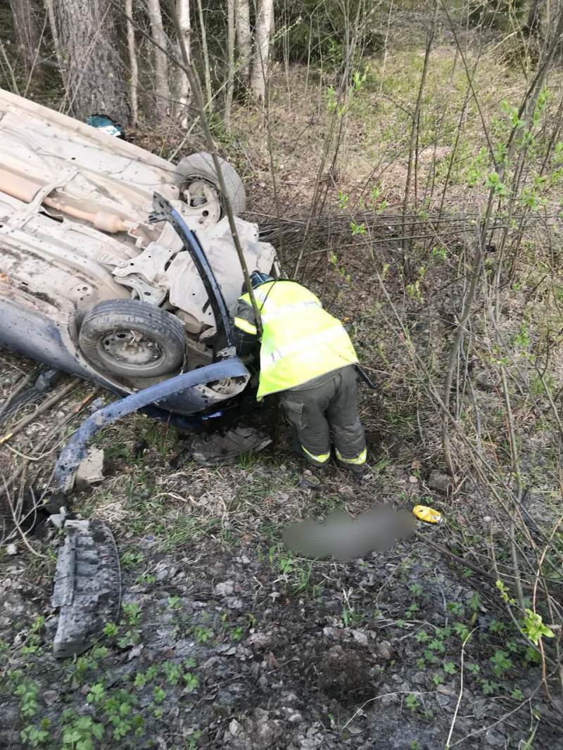    Появились кадры с места смертельной аварии под ПетрозаводскомГоскомитет Карелии по безопасности