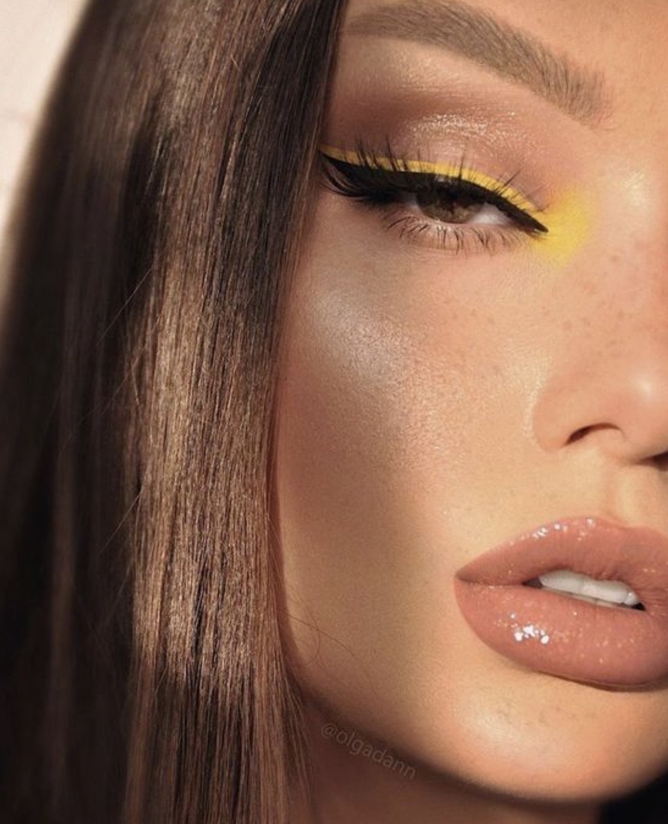 Уголки и тени