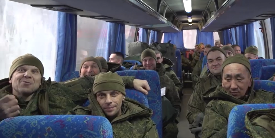    Возвращение российских военнопленных. Источник: Кадр из видео