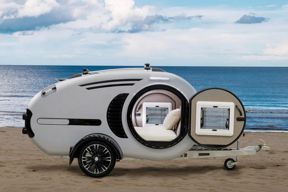   Кемпер-прицеп Feria