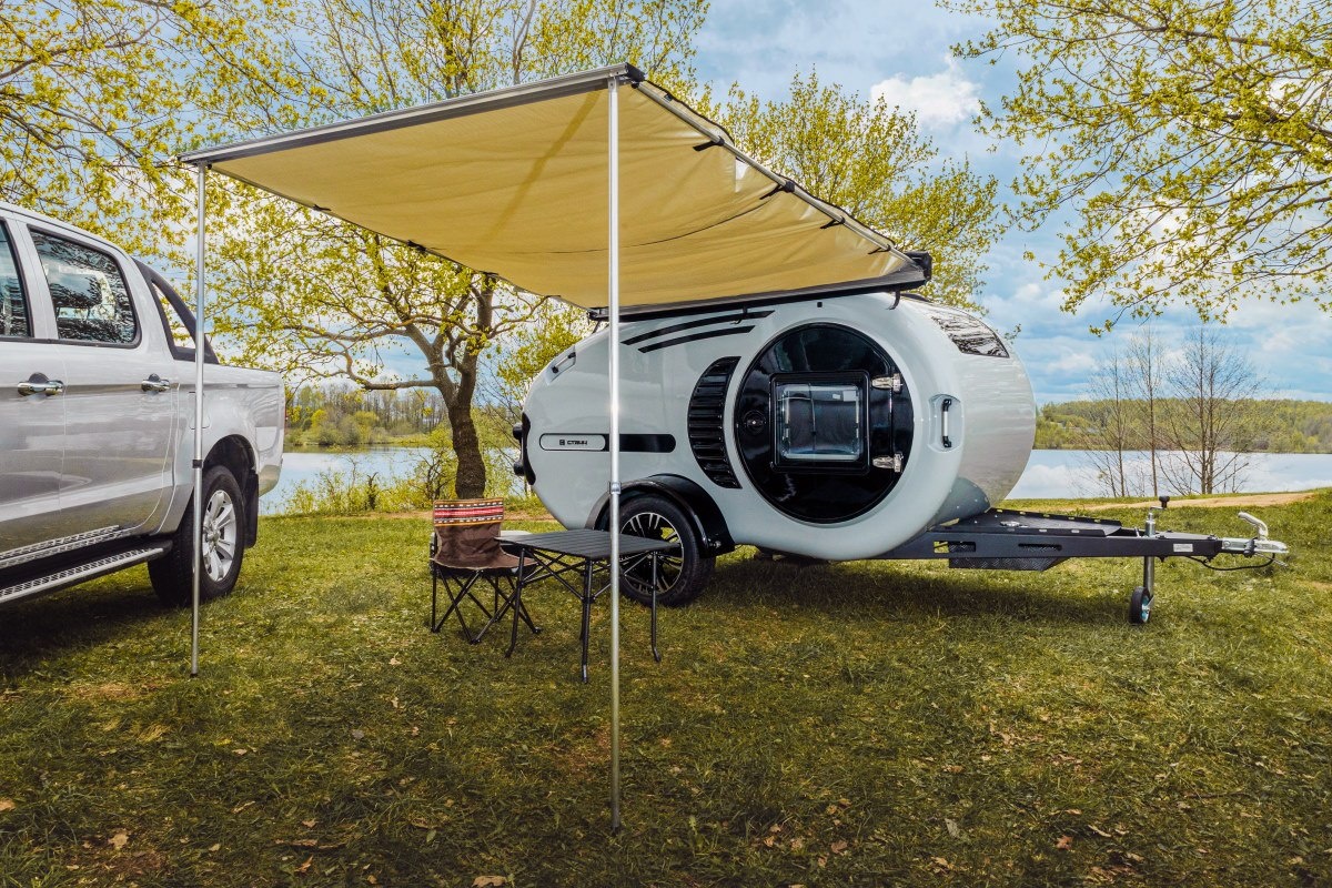   Кемпер-прицеп Feria