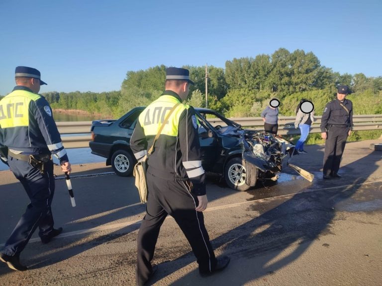    Пьяный водитель врезался в ограждение на мосту через Сакмару Оренбуржье