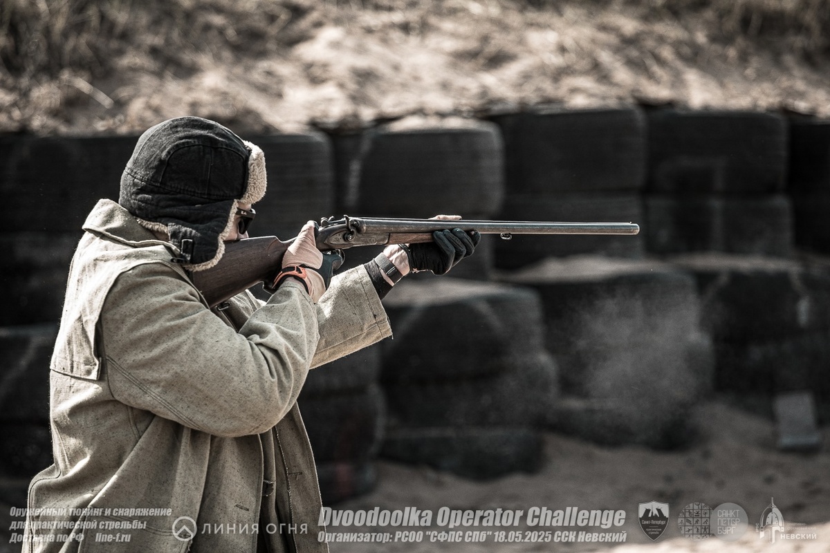 Участник в образе Кузьмича на упражнении.