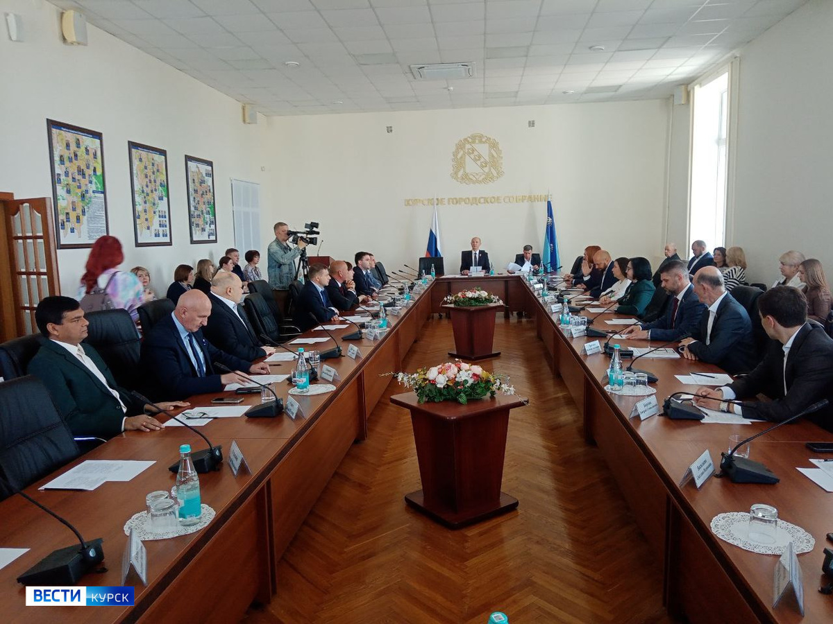    Власти Курской области направят в городскую казну 450 миллионов рублей