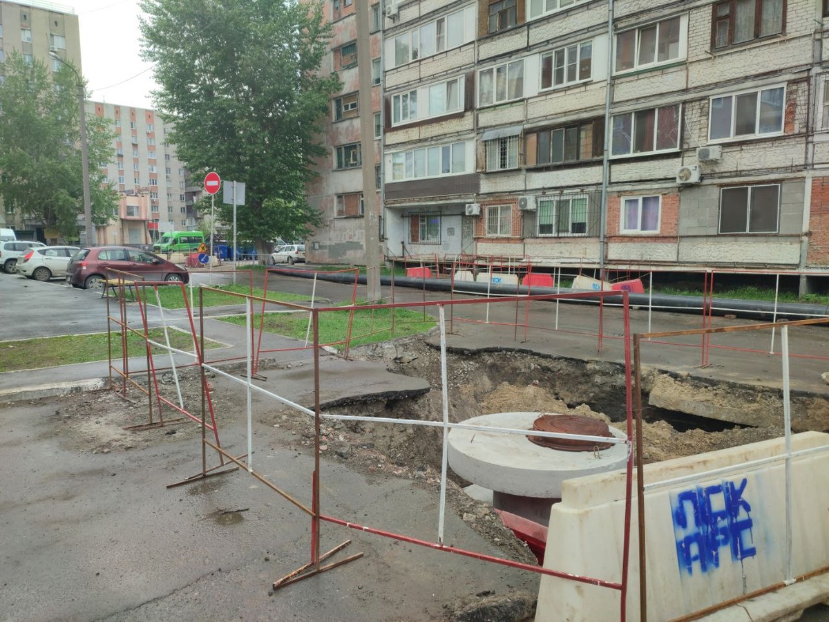 На улице Олимпийской делают ливневую канализацию.  Фото: ФедералПресс / Ирина Ромашкина