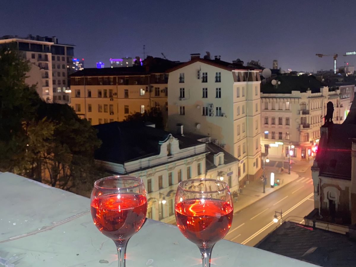 Вид с крыши здания на улицу Остоженка