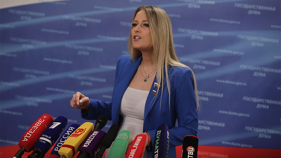 Депутатам нет покоя. Все бы им все запрещать