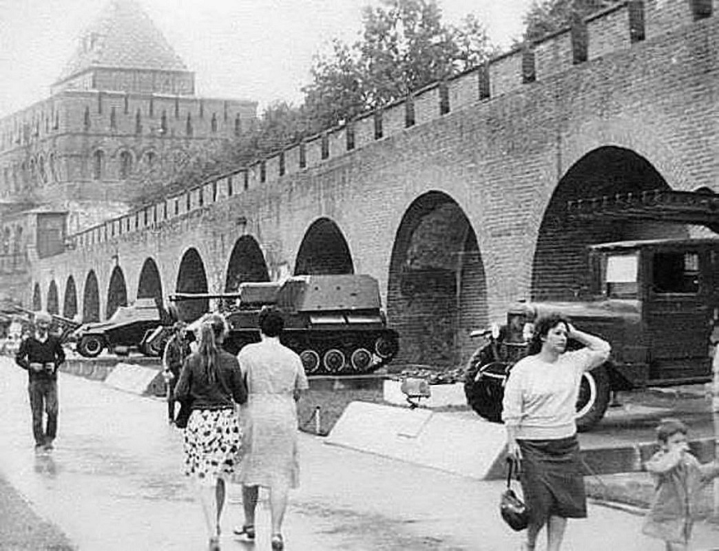    Выставка военной техники «Горьковчане — фронту» демонстрирует продукцию, которую выпускали заводы региона в 1941–1945 годах