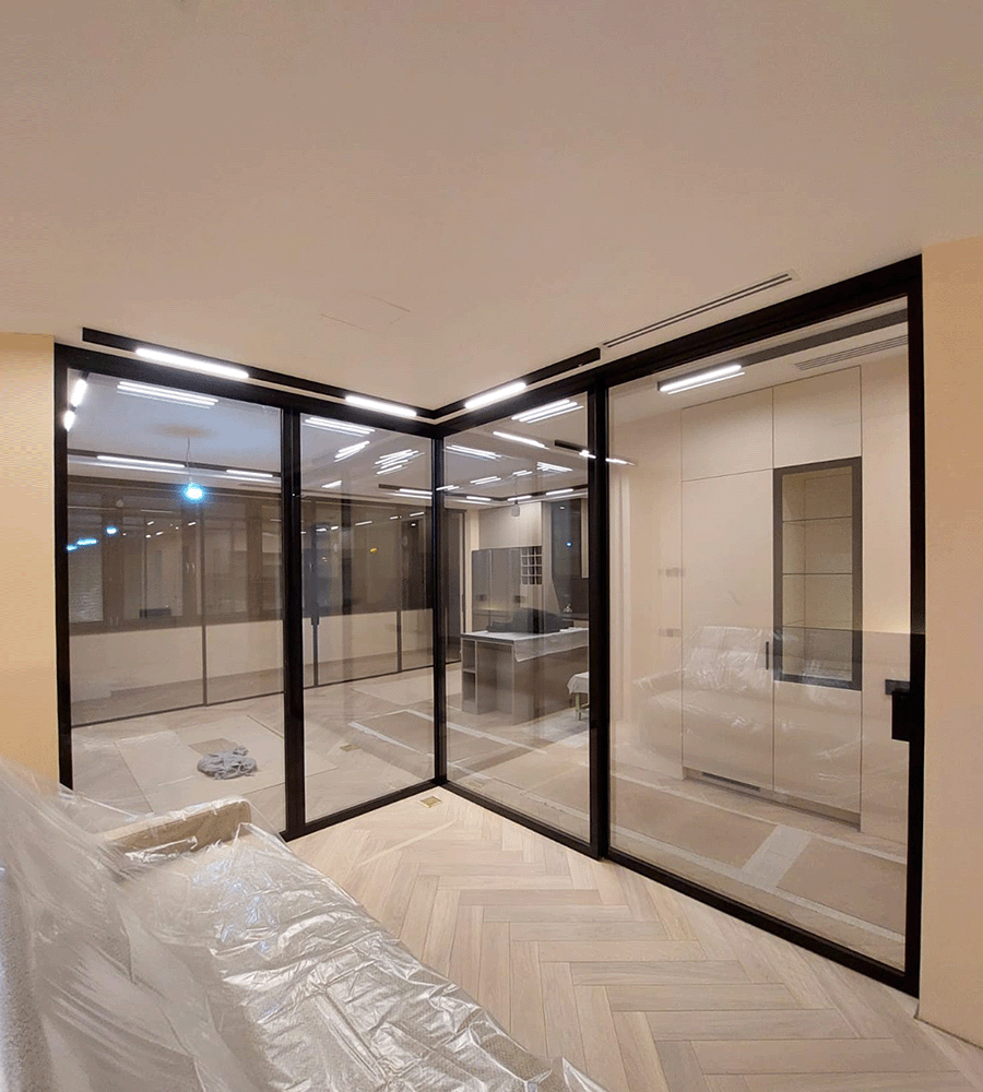 Стационарно-раздвижная перегородка алюминий - стекло DORIAN.RU