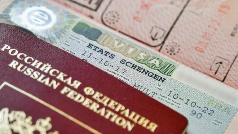 К летнему сезону сроки оформления резко выросли.