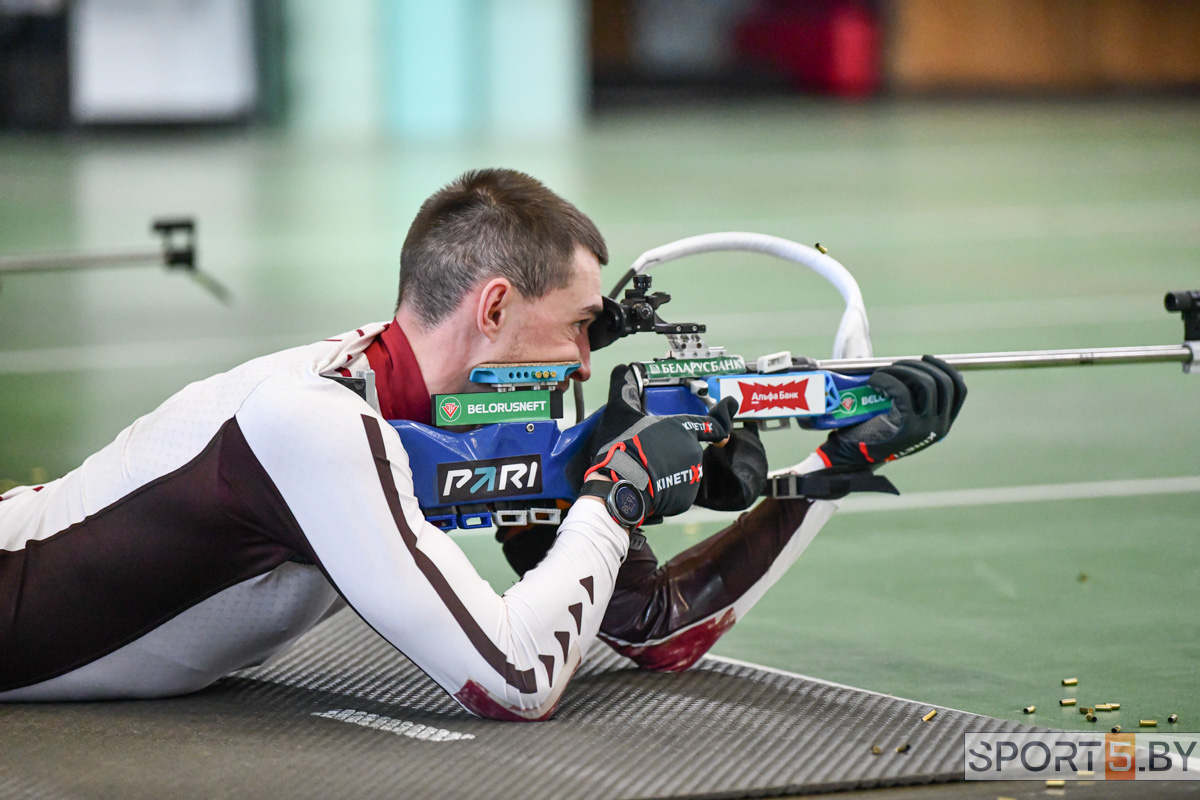 Максим Воробей