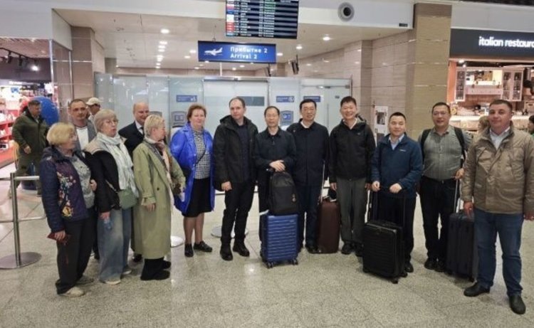    Россий и Китай объединяются в борьбе с колорадским жуком