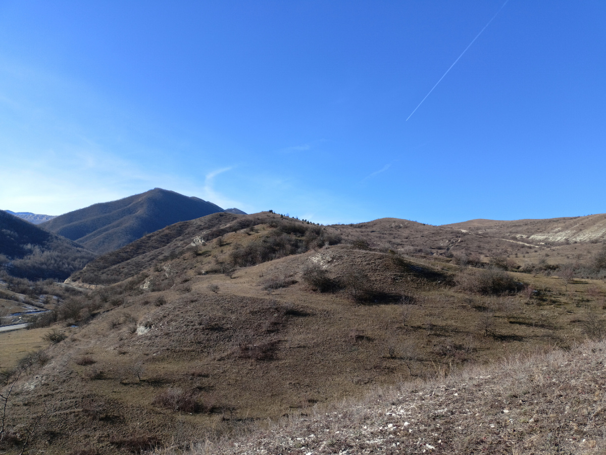 Фото автора: вид на горы (Дагестан, январь 2024)