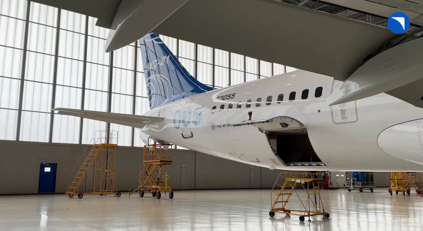 Борт 73055 готовится к лётным испытаниям