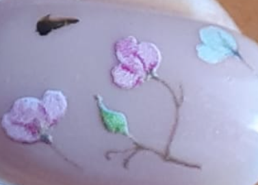 Это не вышивка, это маникюр)