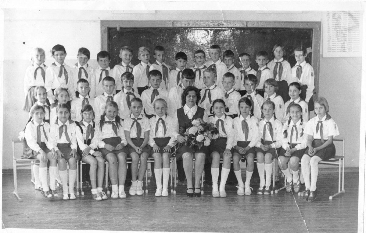 1975 год. 3 "В" класс. Калуга, школа №6. 