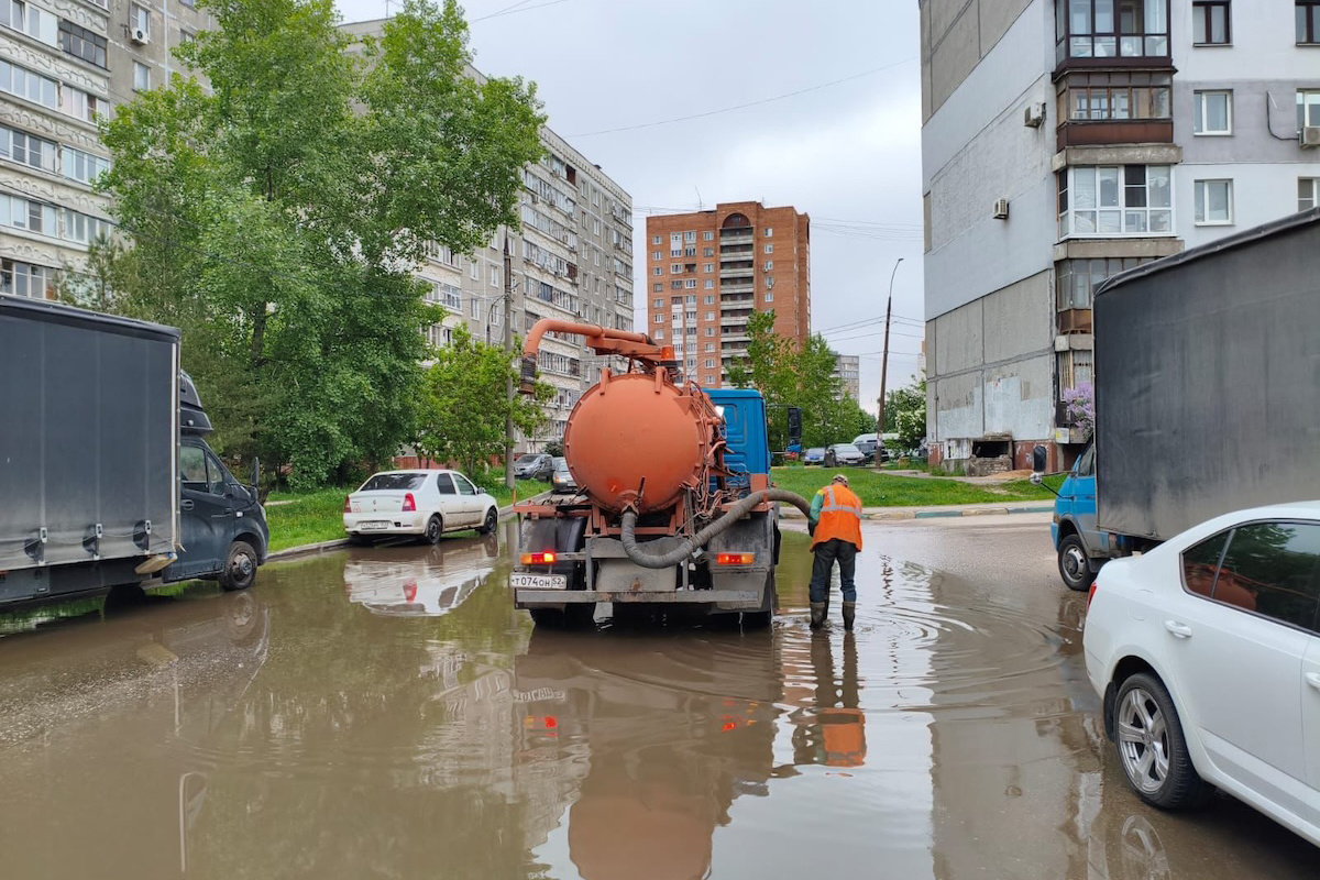    Главы районов Нижнего Новгорода отчитались о готовности людей и техники к непогоде