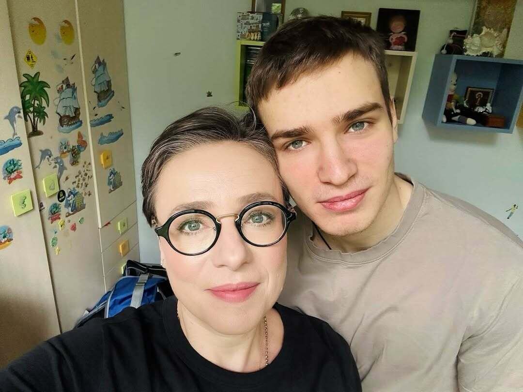    Тутта Ларсен и сын Лука