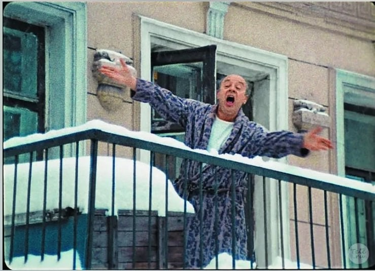 Кадр из советской комедии «Покровские ворота»