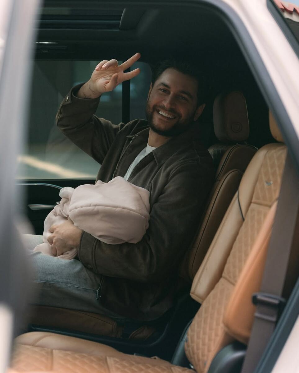 Фотографии из соцсетей Давы и Мари