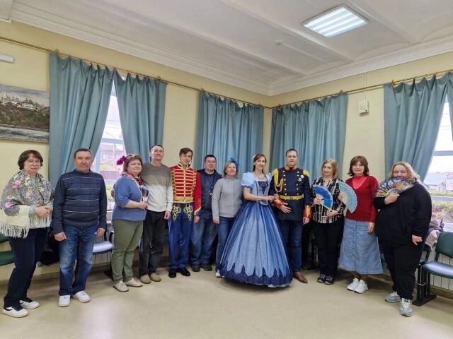    В купеческом особняке можно повальсировать. Фото: Из личного архива