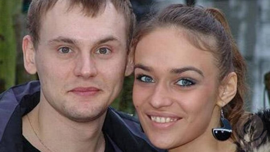    Степан Менщиков и Алена Водонаева в телешоу «Дом-2»