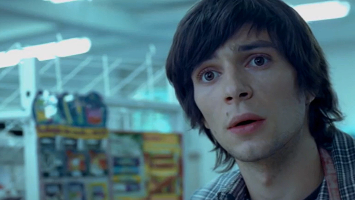 Кадр из кинофильма "Ночной продавец", 2005 г., режиссер и сценарист Валерий Рожнов (скриншот) 