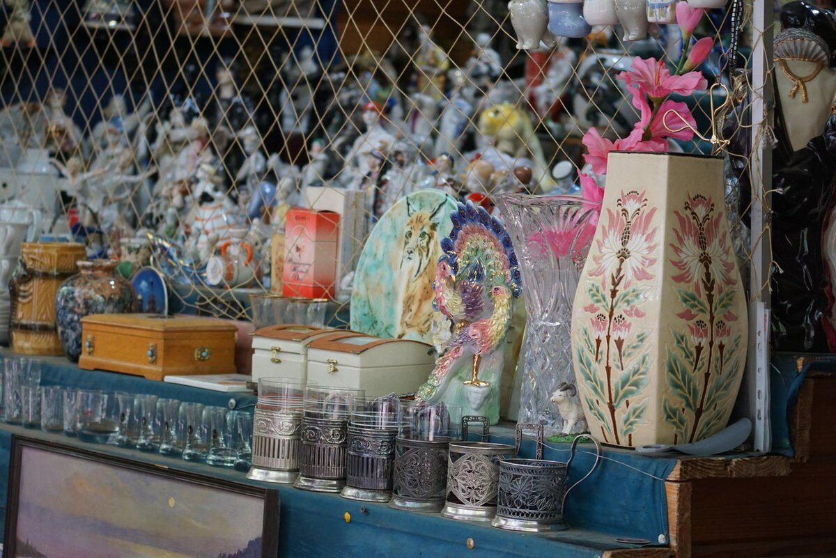 От старинных предметов до ширпотреба. Динара Кафискин 