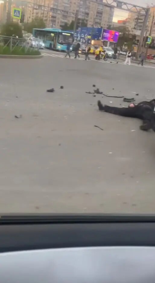    Фото: скриншот из видео в телеграм-канале «Мегаполис | ДТП и ЧП | Санкт-Петербург | Питер».