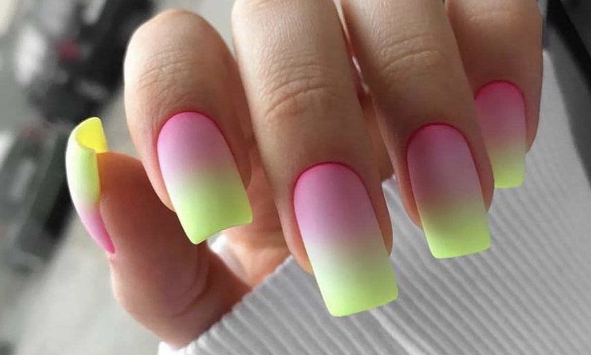 Яркий и экспрессивный маникюр: коллаж создан автором канала на основе фотографий с сайта Pinterest