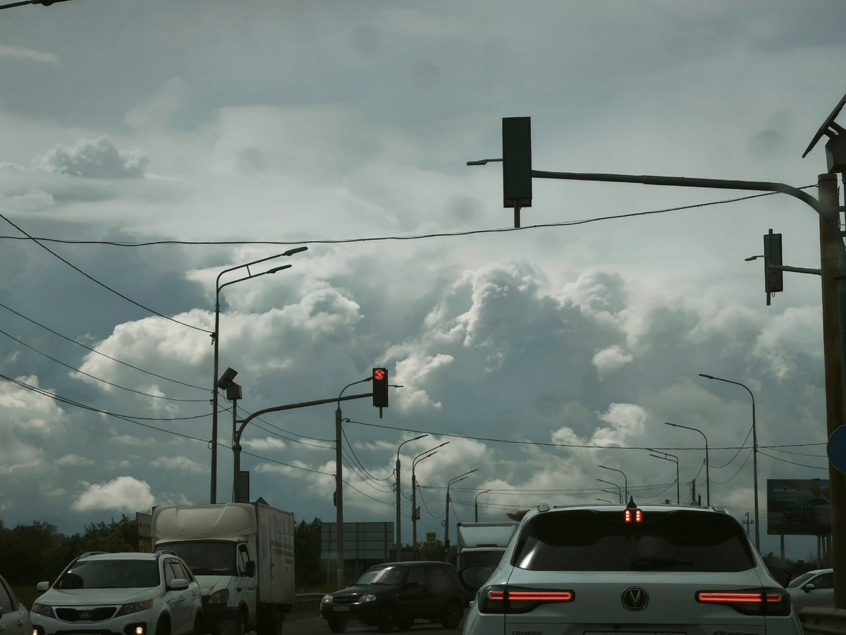 Без туч, картина была бы не та, не полная