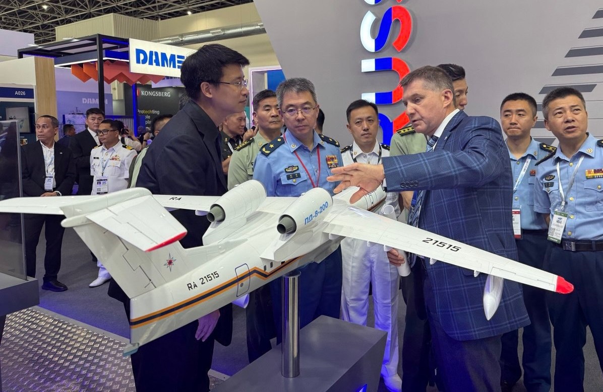   Самолёт-амфибию Бе-200 представили с российскими двигателями ПД-8