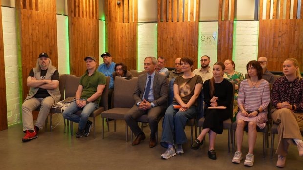 Листайте вправо, чтобы увидеть больше изображений