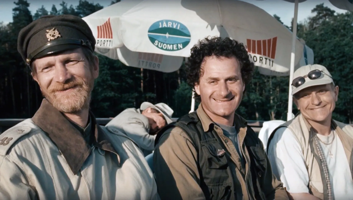 «Особенности национальной рыбалки», к/к СТВ, 1998, реж. А. Рогожкин