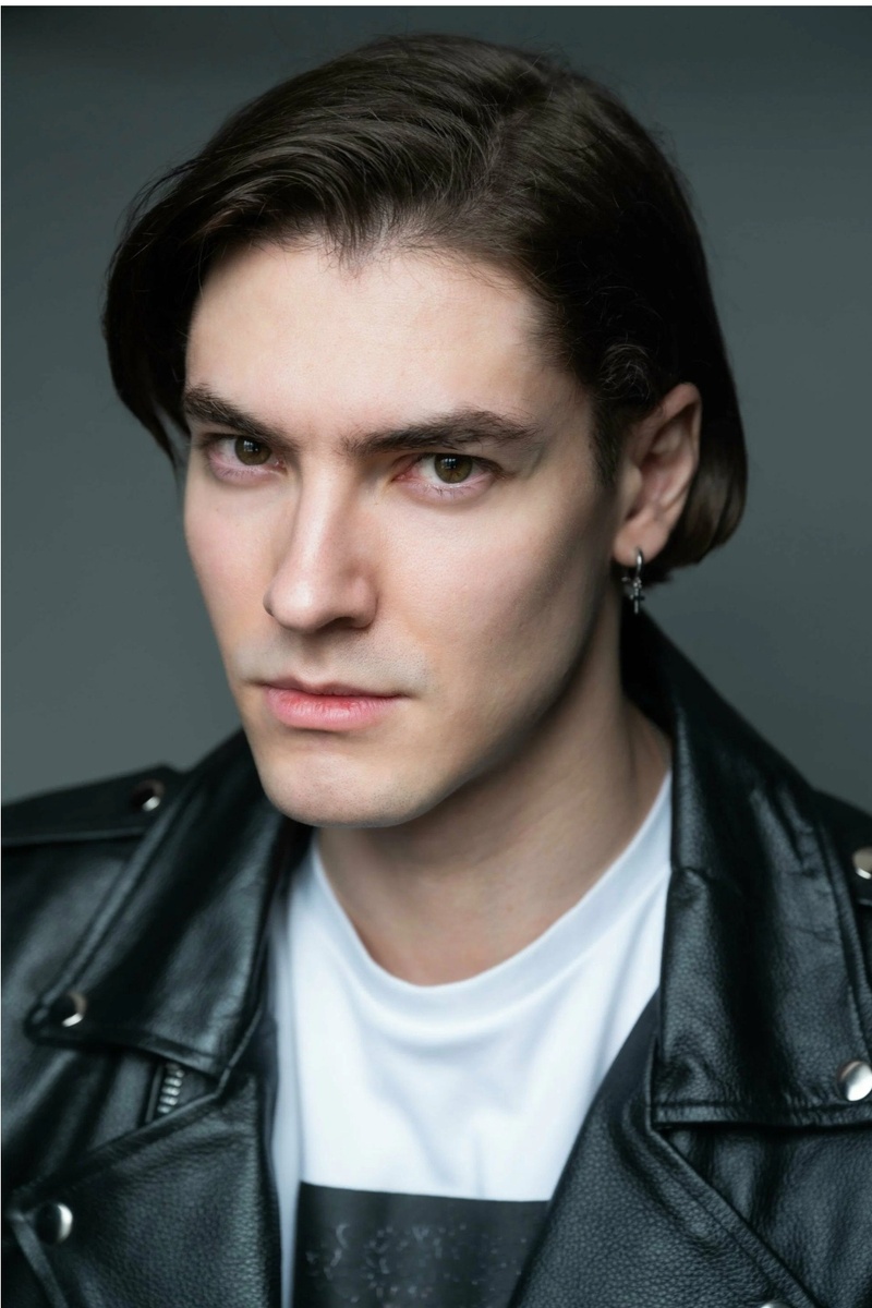 Владислав Калашников