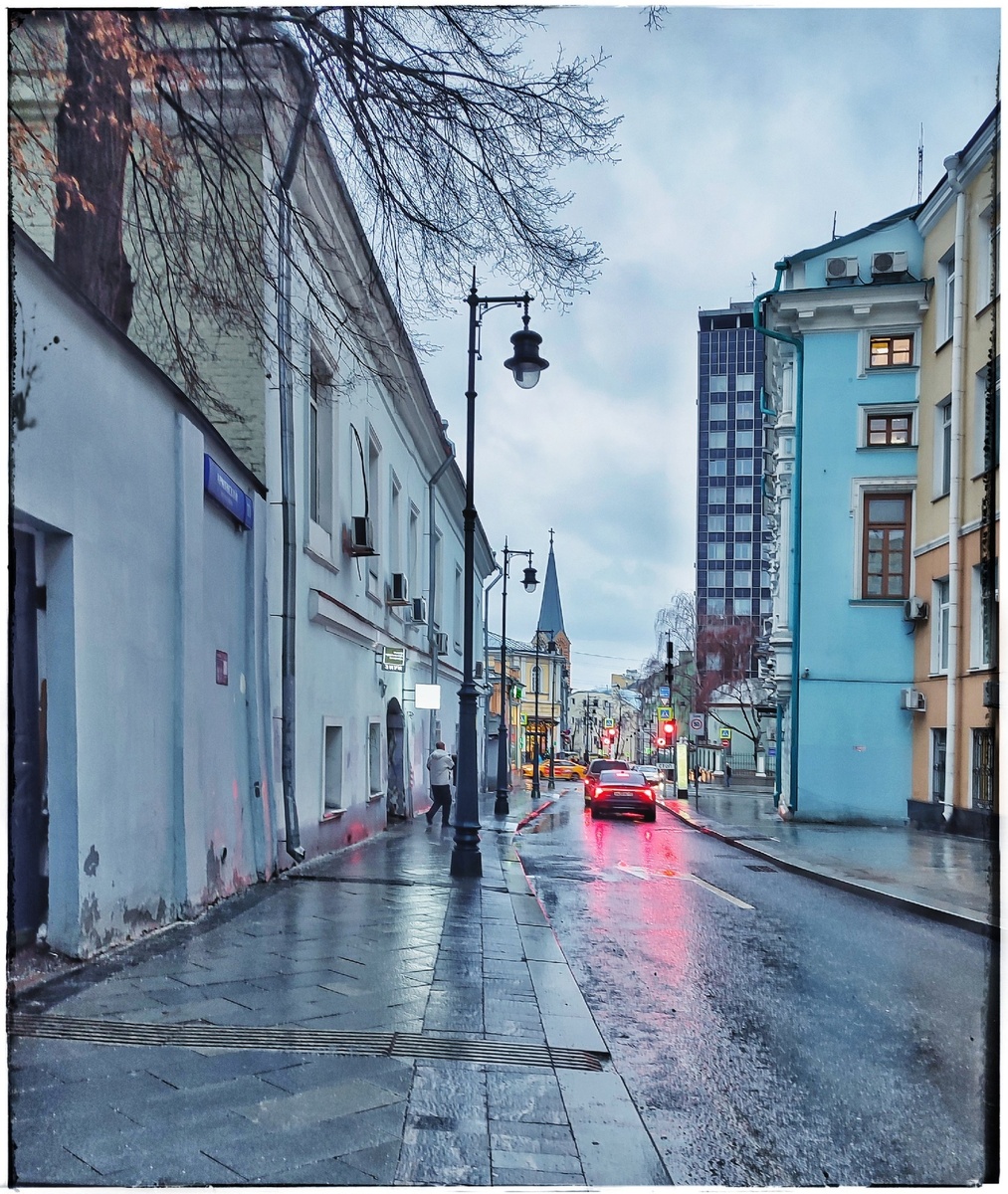 Москва, Армянский переулок.  Конец января 2025г. 