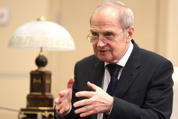 Kremlin Pool/Global Look Press  