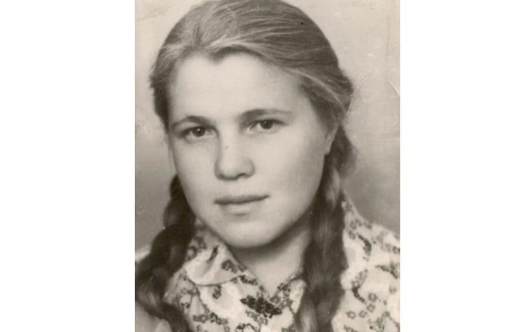 65 лет назад ценой собственной жизни совершила подвиг уроженка Атяшевского района Татьяна Бибина